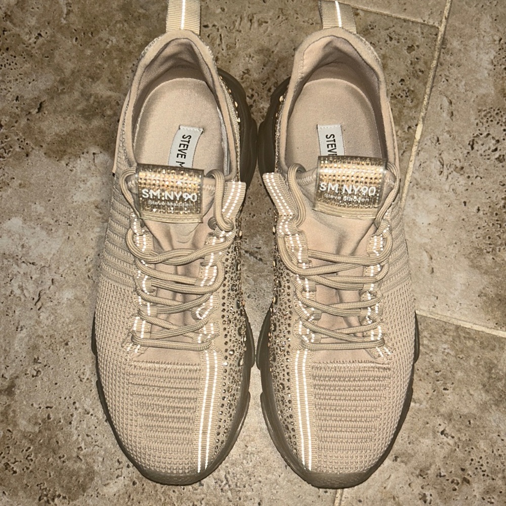 Steve Madden sneakers
